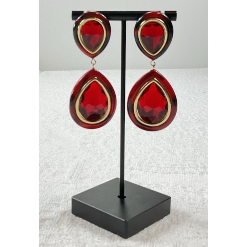 AMI Bijoux Red Teardrop‎ Statement Earrings Gold Tone Faceted Dangle